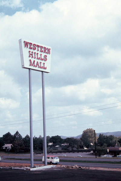 [Image: WHM40th-MallSign.jpg]